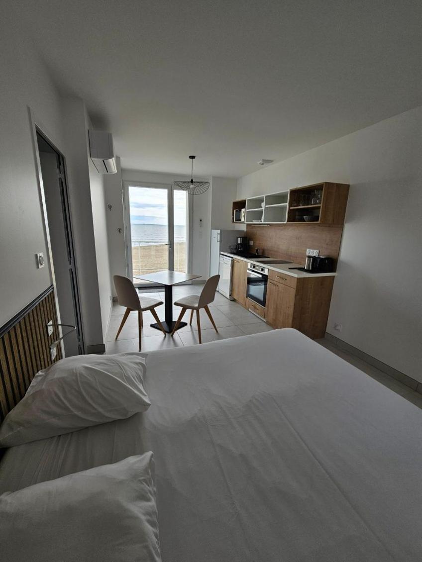 Hotel Les Dunes La Tranche-sur-Mer Kültér fotó